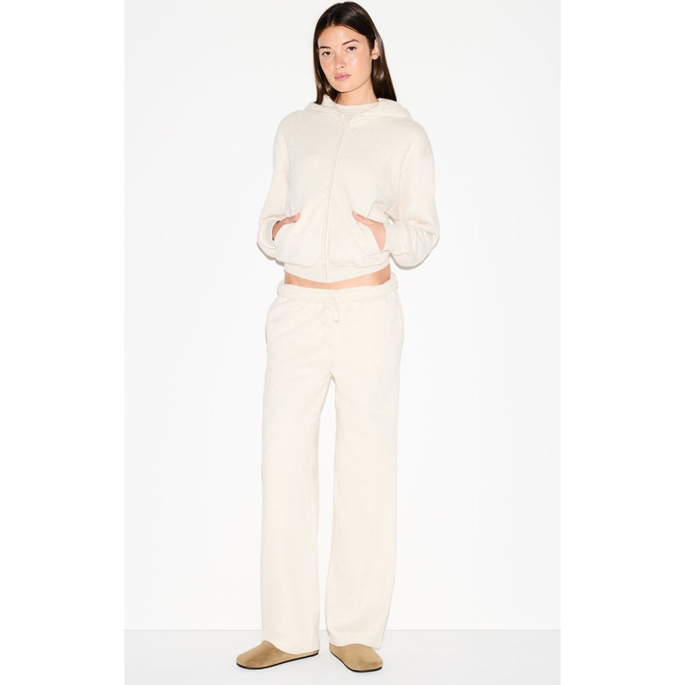SKIMS Cotton Fleece Classic Straight Leg Pant NWT - Picture 2 of 6